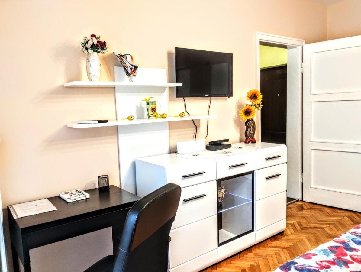 Mimi'S Place/ Уют В Центъра На София Buitenkant foto